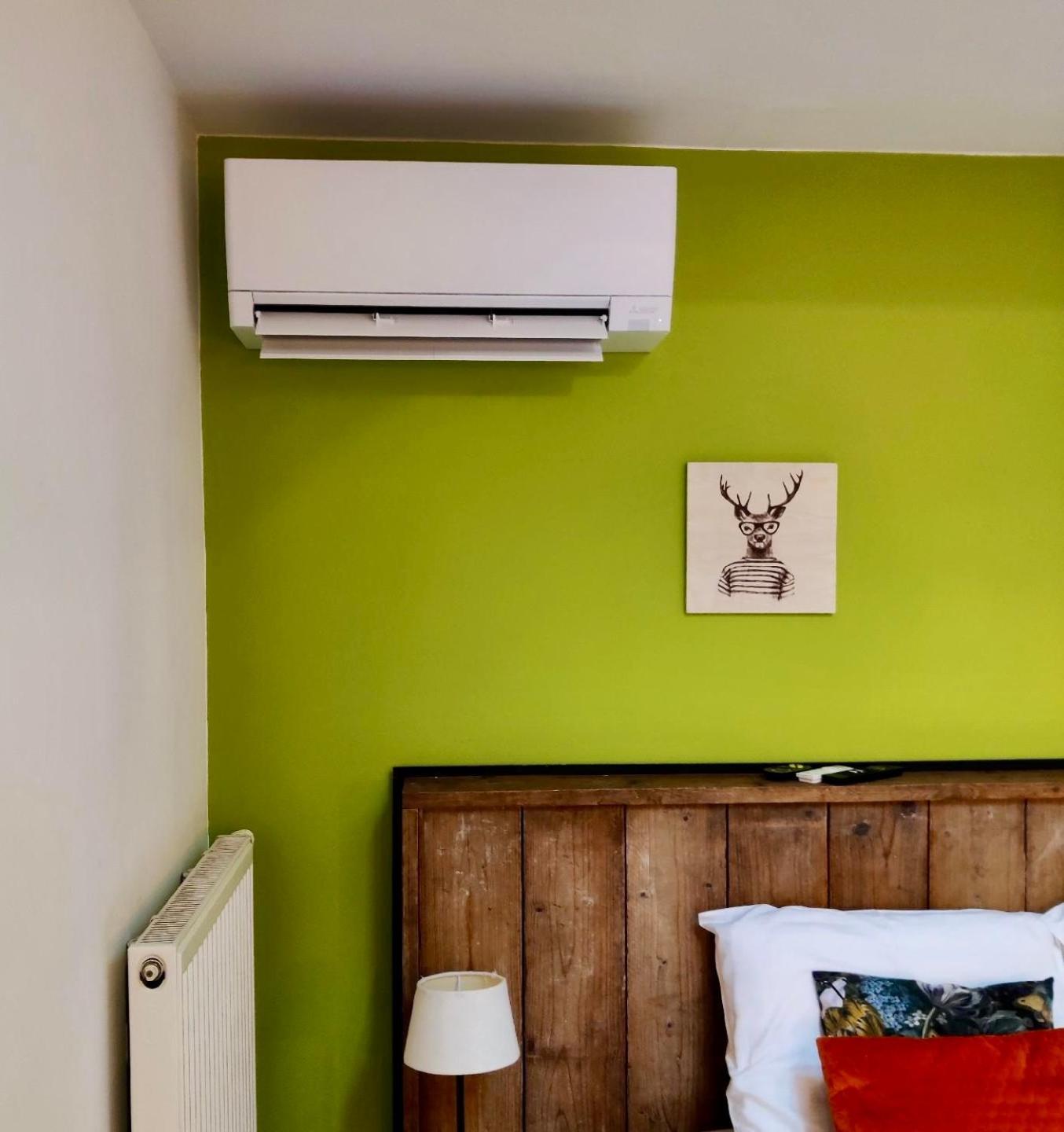 บีแอนด์บี เดอ โจ๊คเกอร์ Bed & Breakfast เทิร์นเฮาท์ ภายนอก รูปภาพ